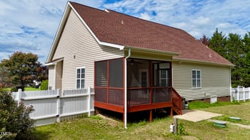 541 Spruce Meadows Ln, Willow Springs, NC 27592