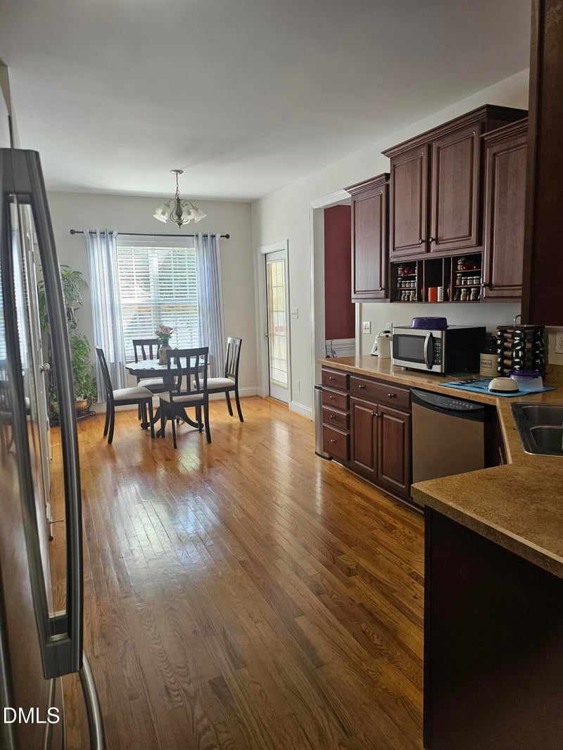 541 Spruce Meadows Ln, Willow Springs, NC 27592
