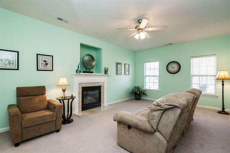 5410 Cowan Ln, Raleigh, NC 27610