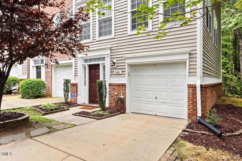 5410 Crabtree Park Ct, Raleigh, NC 27612