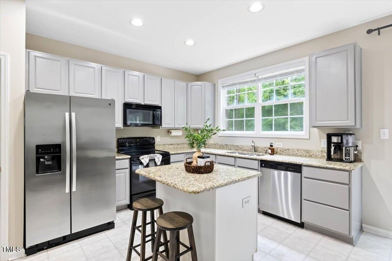 5410 Crabtree Park Ct, Raleigh, NC 27612