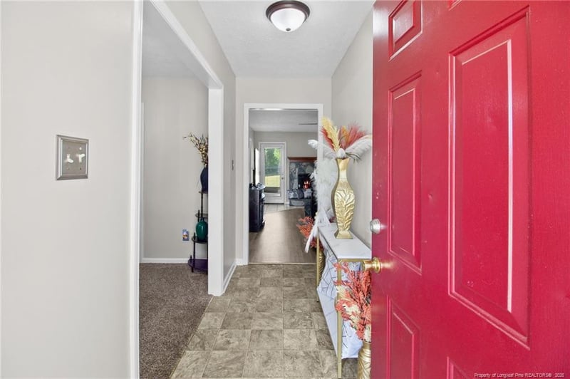 5410 Harding Dr, Hope Mills, NC 28348