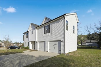 5410 Hickory Knoll Rd, Fayetteville, NC 28314