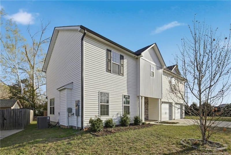5410 Hickory Knoll Rd, Fayetteville, NC 28314