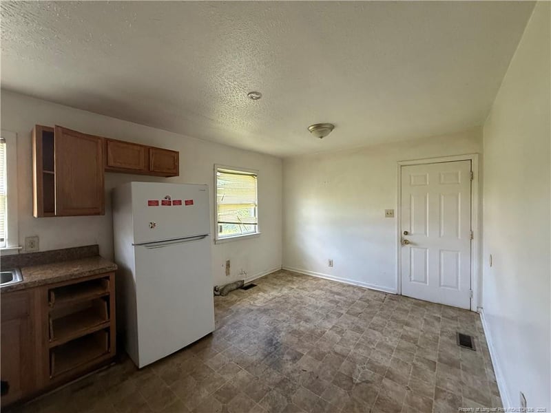 5410 Wichita Dr, Fayetteville, NC 28303