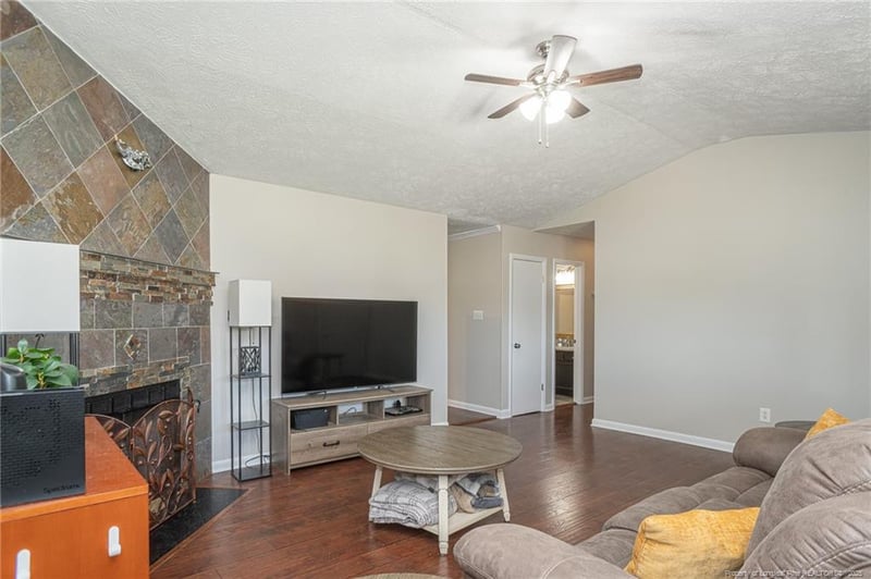 5411 Archer Rd, Hope Mills, NC 28348