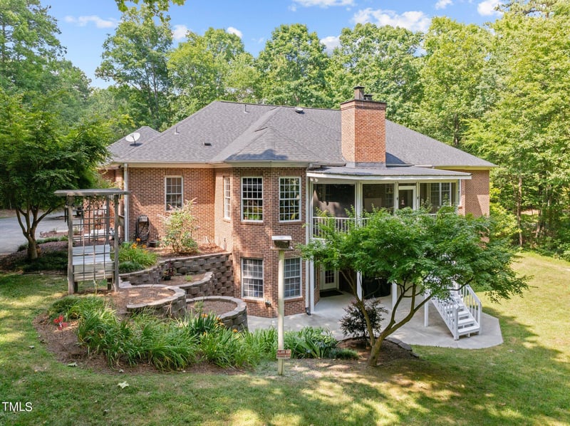 5411 Sky Lane Dr, Durham, NC 27704