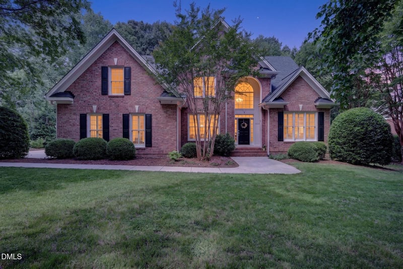 5412 Brushy Meadows Dr, Fuquay Varina, NC 27526