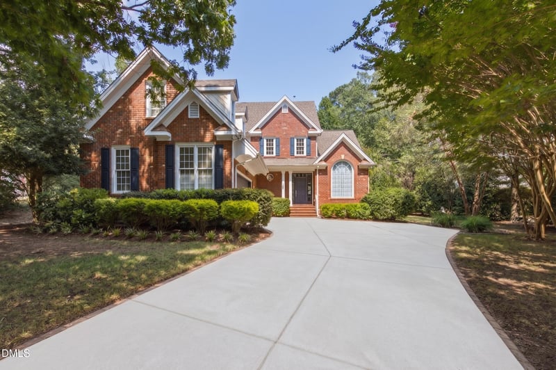 5412 Catmint Ct, Holly Springs, NC 27540