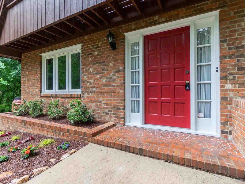 5412 Sylvan Ln, Raleigh, NC 27613