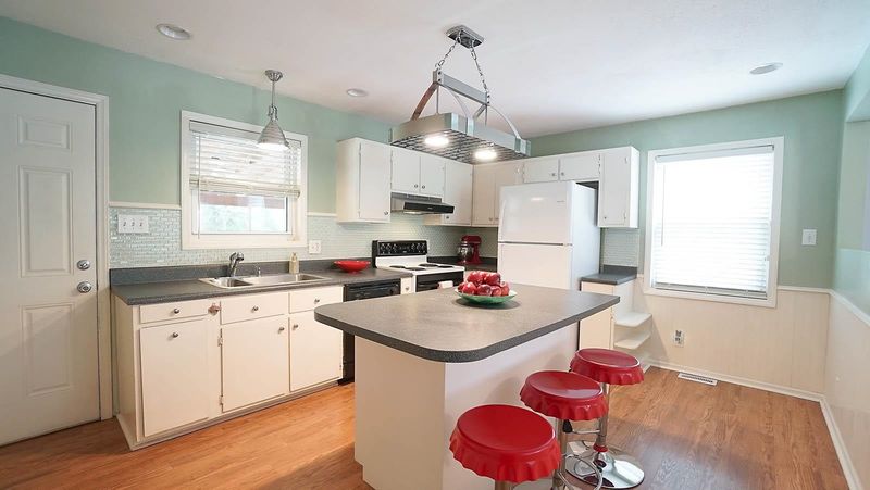 5413 Leesville Rd, Durham, NC 27703