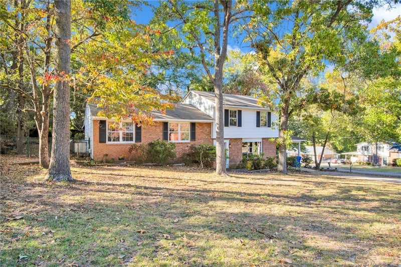 5413 Maryland Dr, Fayetteville, NC 28311