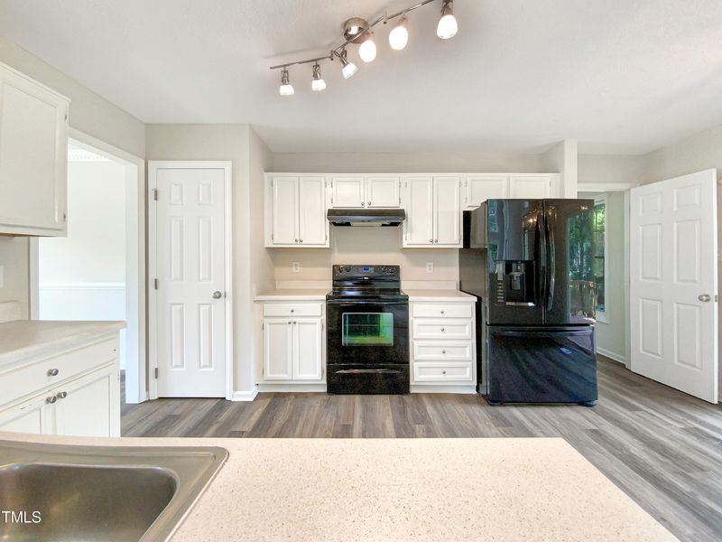 5413 Pennfine Dr, Raleigh, NC 27610