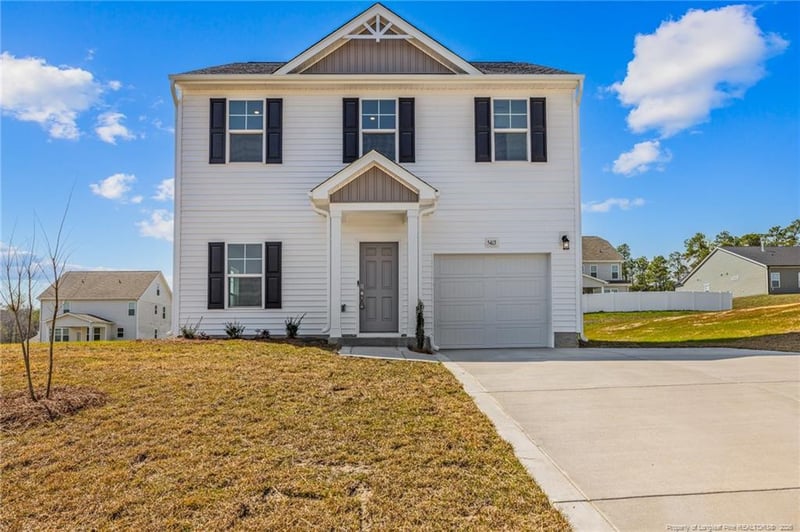 5413 Short Leaf Rd, Fayetteville, NC 28311