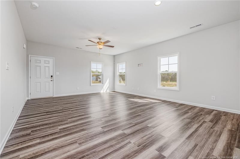5413 Short Leaf Rd, Fayetteville, NC 28311