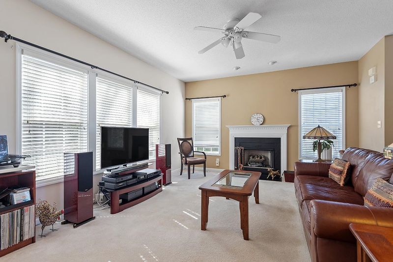 5413 Windy Gap Ct, Raleigh, NC 27617