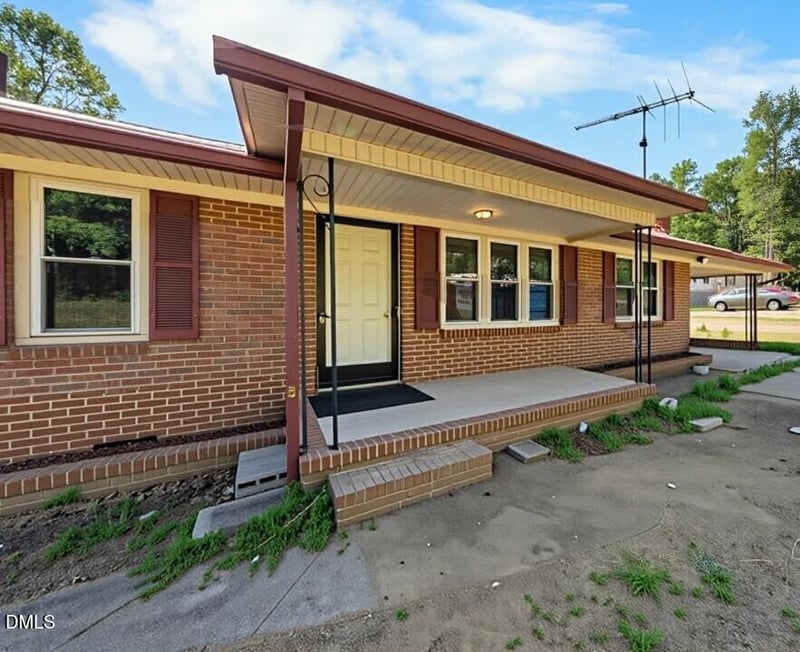5414 Burton Chapel Rd, Mebane, NC 27302