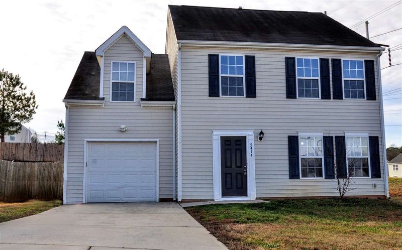 5414 Landreaux Dr, Raleigh, NC 27610