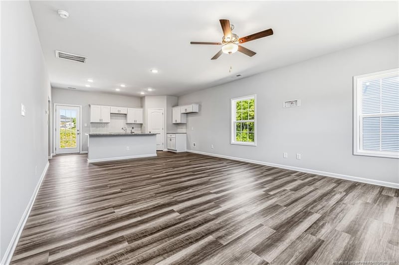 5414 Tall Timbers Dr, Fayetteville, NC 28311