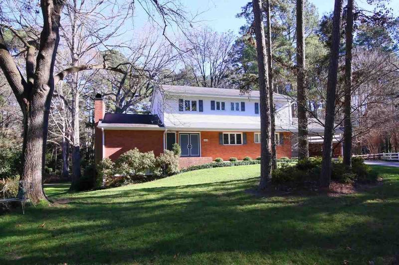 5416 Alpine Dr, Raleigh, NC 27609