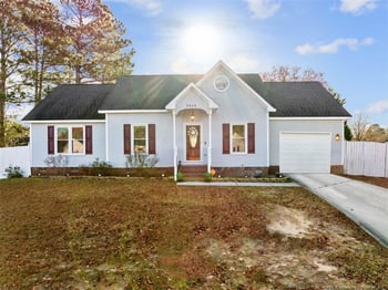 5416 Archer Rd, Hope Mills, NC 28348