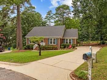 5416 Cedarwood Dr, Raleigh, NC 27609