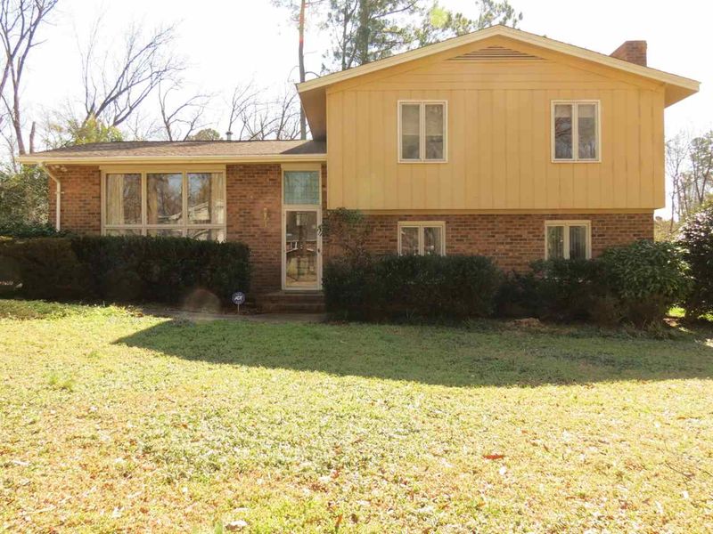 5416 Fieldstone Dr, Raleigh, NC 27609