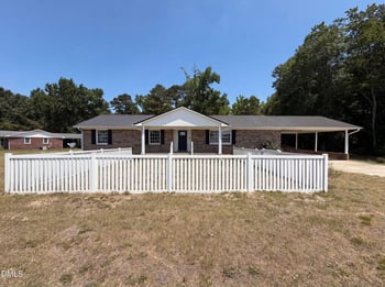 5416 Shipman Rd, Hope Mills, NC 28348