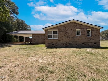 5416 Shipman Rd, Hope Mills, NC 28348