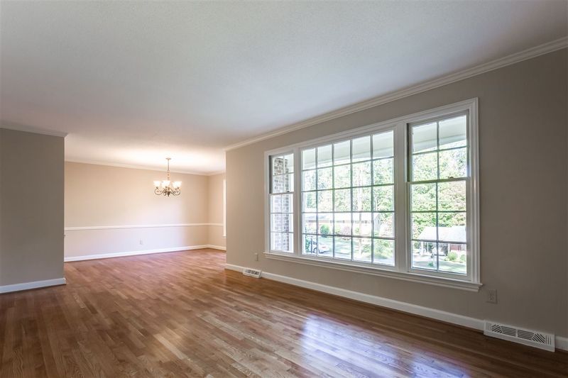 5416 Thayer Dr, Raleigh, NC 27612