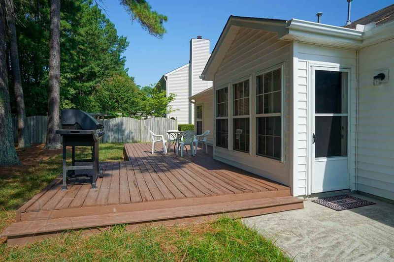 5417 Cardinal Grove Blvd, Raleigh, NC 27616