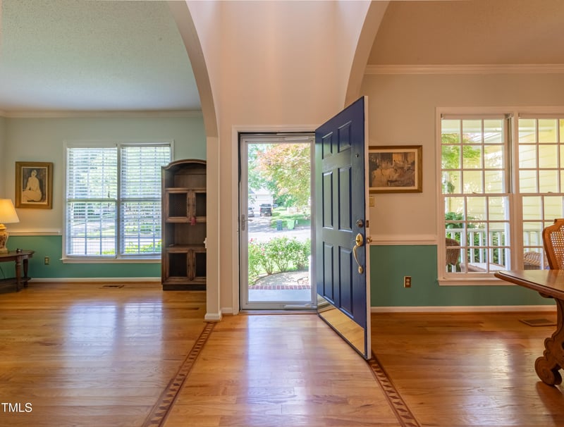 5417 Harrington Grove Dr, Raleigh, NC 27613