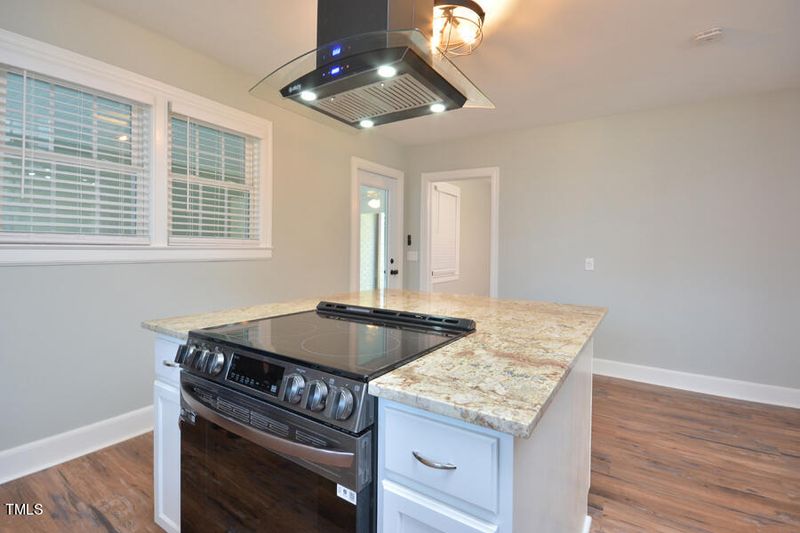 5417 Leesville Rd, Durham, NC 27703