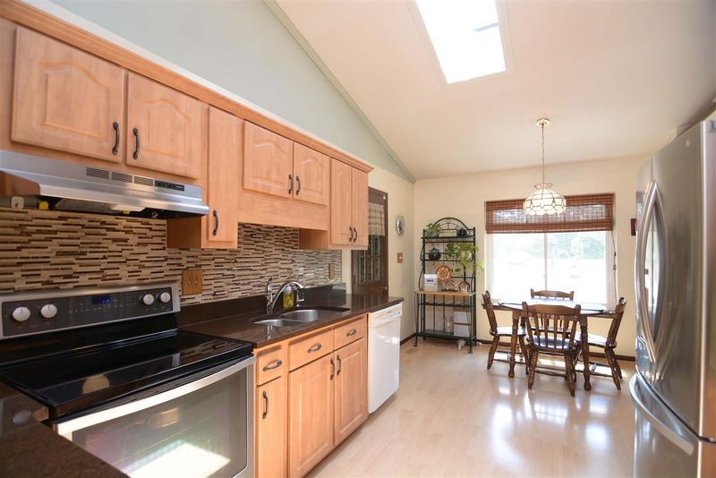 5417 Oldtowne Rd, Raleigh, NC 27612