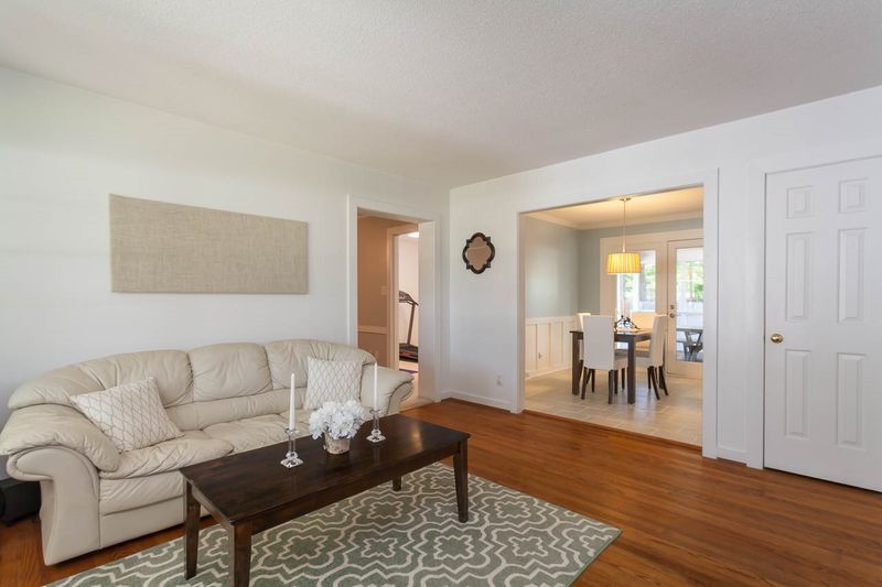 5417 Olive Rd, Raleigh, NC 27606