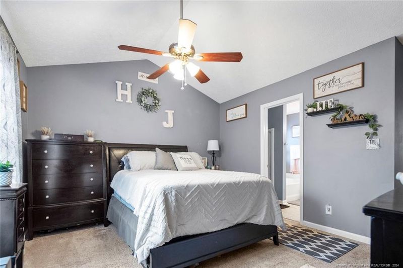 5418 Miranda Dr, Hope Mills, NC 28348