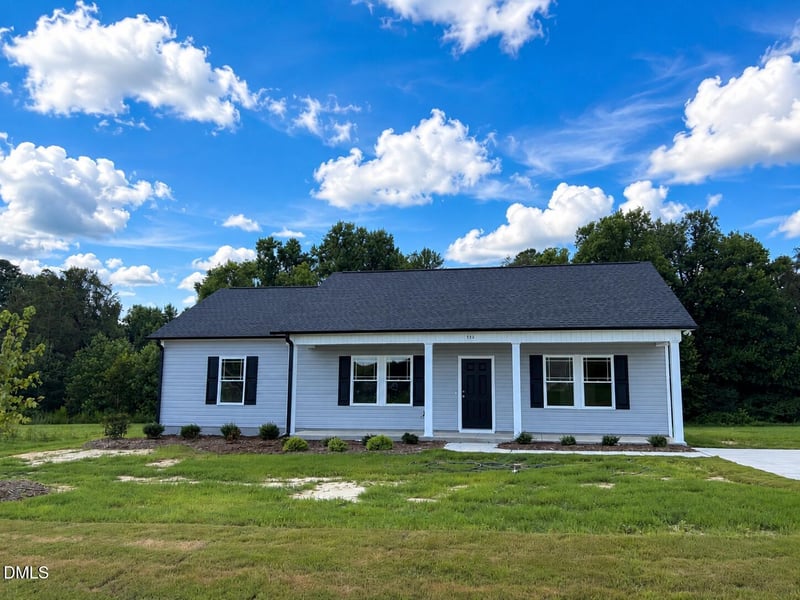 542 Barbour's Place Dr, Four Oaks, NC 27524