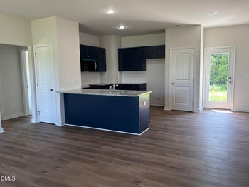 542 Barbour's Place Dr, Four Oaks, NC 27524