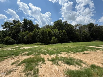 542 Barbour's Place Dr, Four Oaks, NC 27524