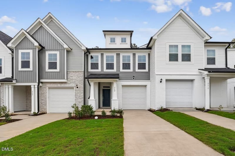 542 Eversden Dr, Zebulon, NC 27597