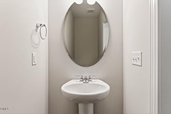 542 Eversden Dr, Zebulon, NC 27597