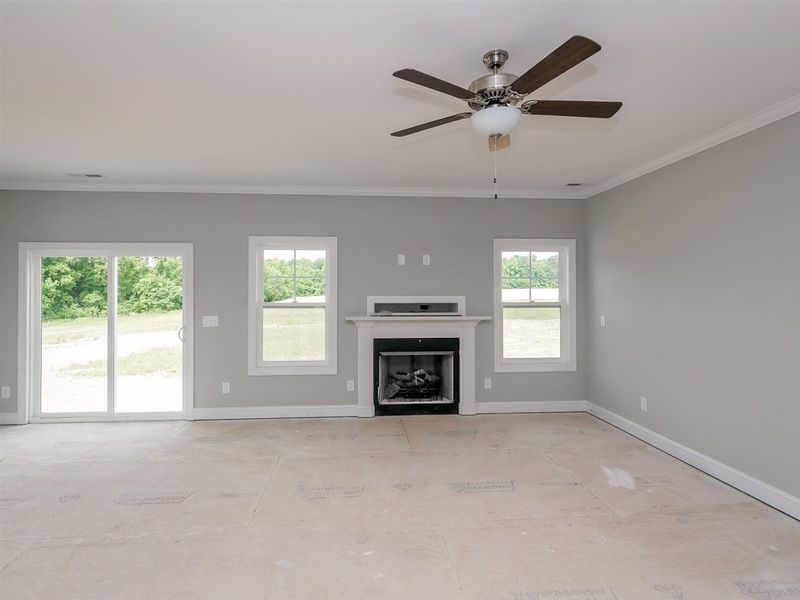 542 Robbins Rd, Youngsville, NC 27596