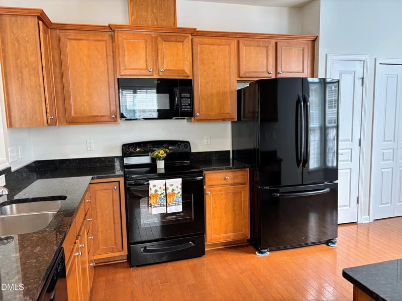542 Tomkins Loop, Cary, NC 27519