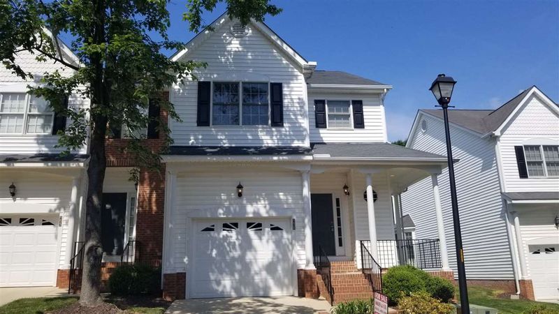 5420 Goldenglow Way, Raleigh, NC 27606