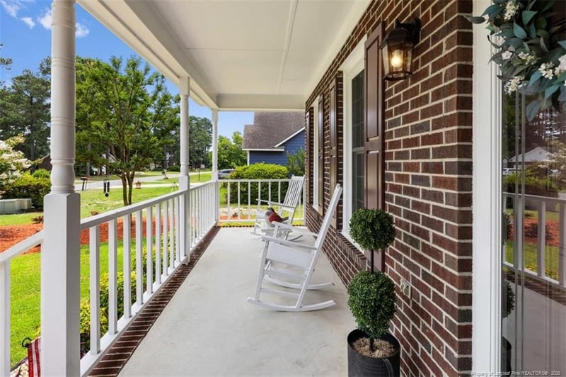 5420 Labrador Dr, Hope Mills, NC 28348