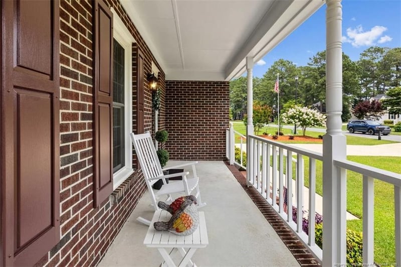 5420 Labrador Dr, Hope Mills, NC 28348