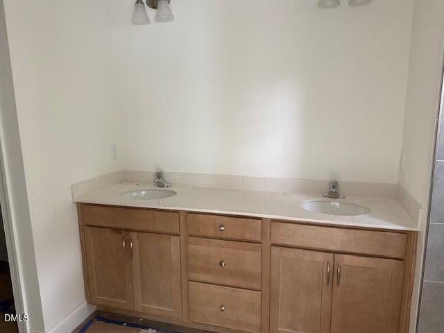 5420 Running Fox Ln, Durham, NC 27703