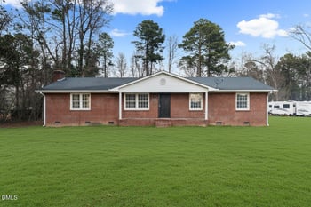 5420 Shipman Rd, Hope Mills, NC 28348