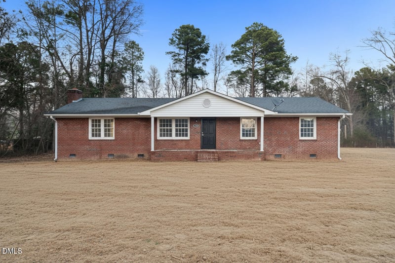 5420 Shipman Rd, Hope Mills, NC 28348