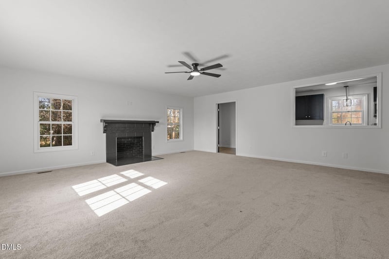 5420 Shipman Rd, Hope Mills, NC 28348